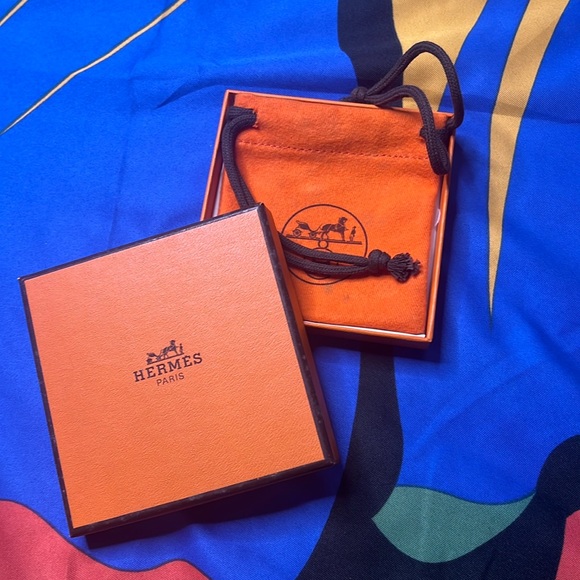 Authentic Preloved Hermes Box and Dust Bag for Jewelry - Picture 1 of 7